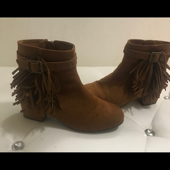 The Children's Place Other - Brown Fringe boots 13👢